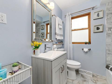 4064 N Meade Ave, Chicago, IL 60634 photo 16
