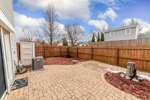 1285 Wandsworth Cir, Roselle, IL 60172 photo 19