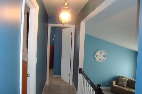 68 Lockman Cir, Elgin, IL 60123 photo 12