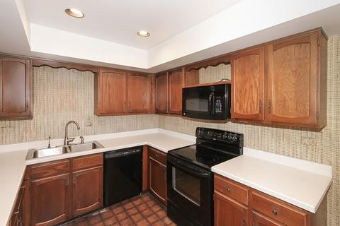 2 Kittery On Auburn, Rolling Meadows, IL 60008 photo 12