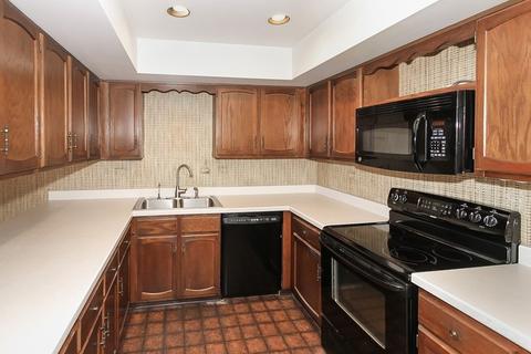 2 Kittery On Auburn, Rolling Meadows, IL 60008 photo 9