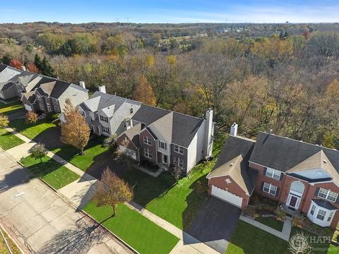 6087 Russell Dr, Hoffman Estates, IL 60192 photo 4