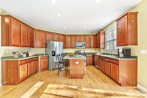 6087 Russell Dr, Hoffman Estates, IL 60192 photo 10