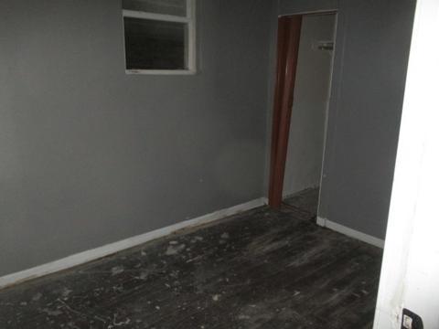 6835 S Champlain Ave, Chicago, IL 60637 photo 6