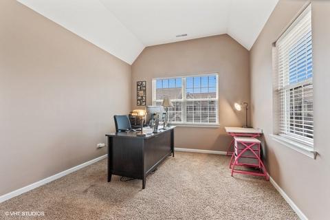 1212 Falcon Ridge Dr, Elgin, IL 60124 photo 12