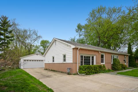 80 Des Plaines Ln, Hoffman Estates, IL 60169 photo 2