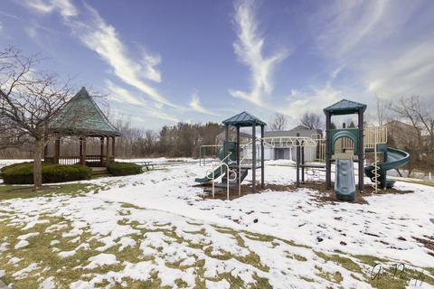 31673 N Pineview Blvd, Lakemoor, IL 60050 photo 38