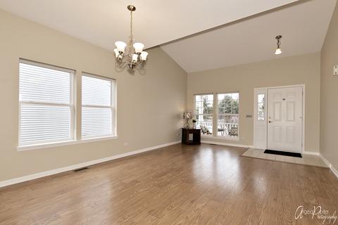 31673 N Pineview Blvd, Lakemoor, IL 60050 photo 6