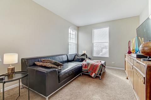 2446 Emily Ln, Elgin, IL 60124 photo 21