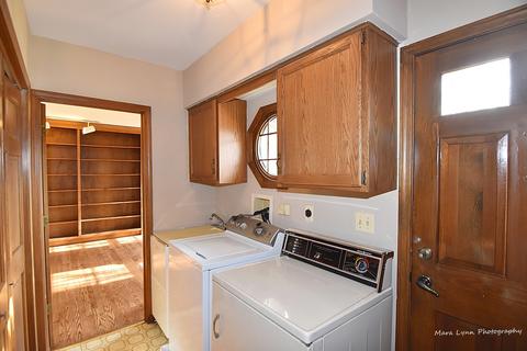 696 Grange Ct, Wheaton, IL 60189 photo 29
