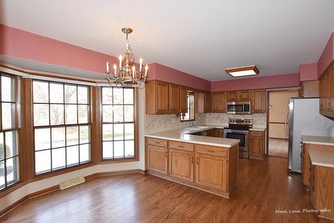 696 Grange Ct, Wheaton, IL 60189 photo 15