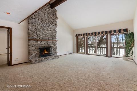 1006 Bay Rd, Mchenry, IL 60051 photo 3
