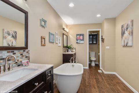 115 E Theodore Ln, Itasca, IL 60143 photo 9