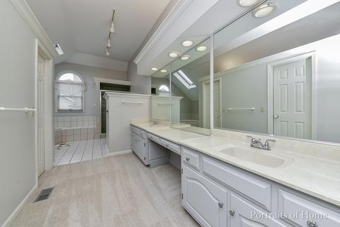 1312 E Gartner Rd, Naperville, IL 60540 photo 15