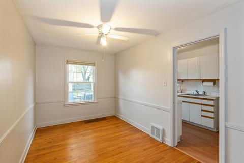 10919 S Artesian Ave, Chicago, IL 60655 photo 5
