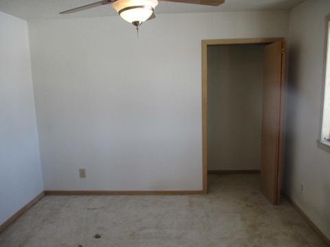 8312 Nolan St, Harvard, IL 60033 photo 15