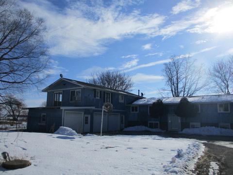 8312 Nolan St, Harvard, IL 60033 photo 2