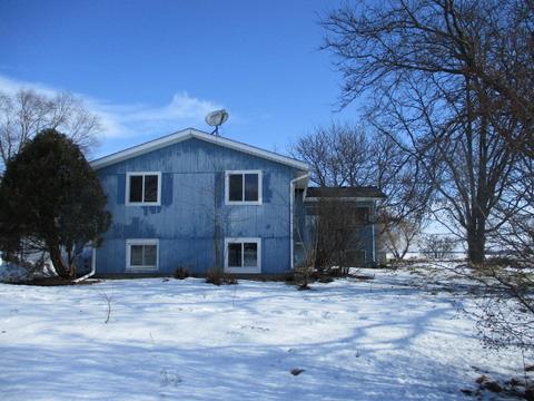 8312 Nolan St, Harvard, IL 60033 photo 4