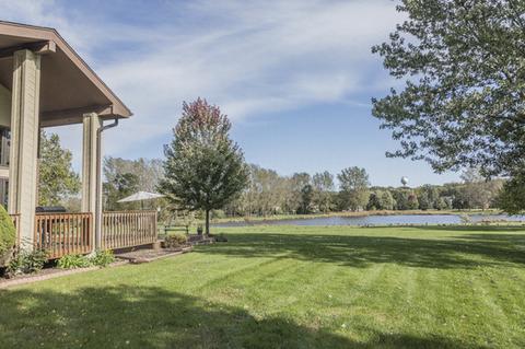 729 Braintree Ln, Bartlett, IL 60103 photo 33