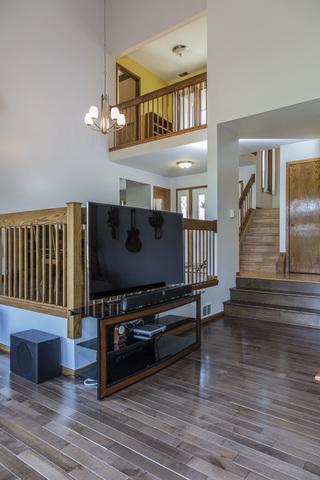 729 Braintree Ln, Bartlett, IL 60103 photo 7
