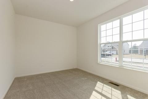 16052 S Selfridge Cir, Plainfield, IL 60586 photo 9