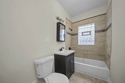 7629 S Kingston Ave, Chicago, IL 60649 photo 12