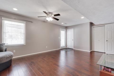 311 S Towanda Ave #19, Normal, IL 61761 photo 27