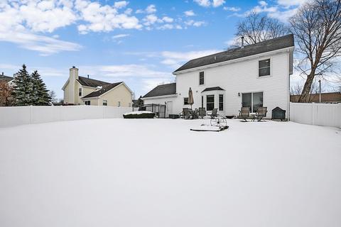 1205 Cobblers Xing, Elgin, IL 60120 photo 23