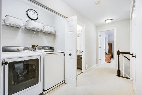 1205 Cobblers Xing, Elgin, IL 60120 photo 14