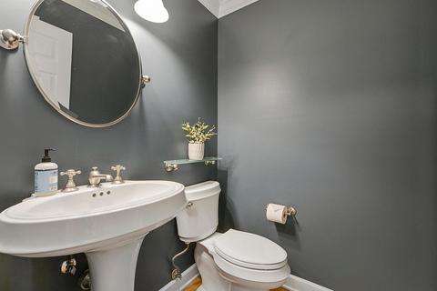 1205 Cobblers Xing, Elgin, IL 60120 photo 11