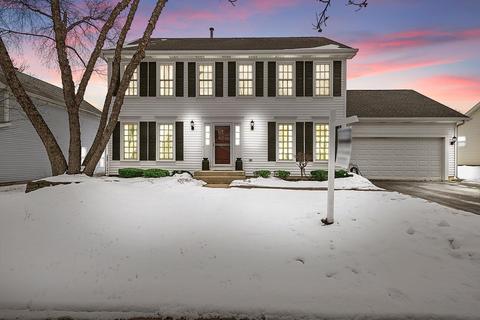 1205 Cobblers Xing, Elgin, IL 60120 photo 1