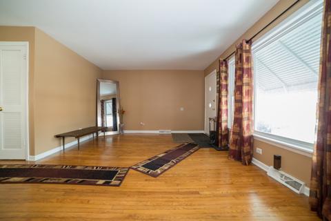 363 E 90th St, Chicago, IL 60619 photo 2