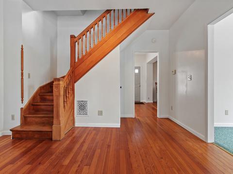 380 E Second St, El Paso, IL 61738 photo 2
