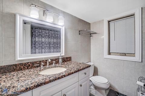 8428 S 78th Ave, Bridgeview, IL 60455 photo 19