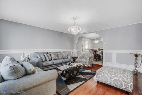 8428 S 78th Ave, Bridgeview, IL 60455 photo 3