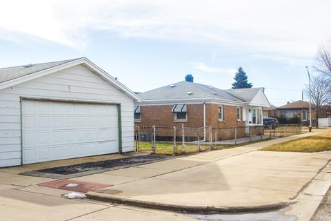 7701 Massasoit Ave, Burbank, IL 60459 photo 3