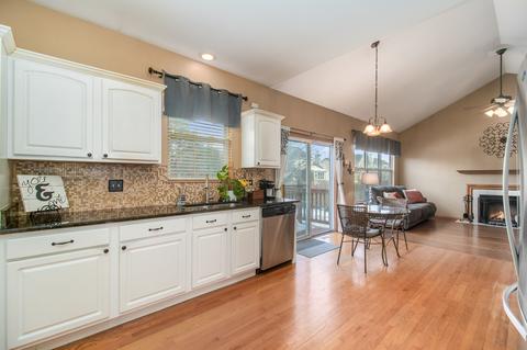11621 S Olympic Ln, Plainfield, IL 60585 photo 8