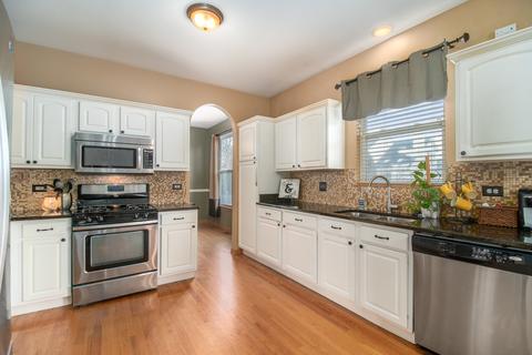 11621 S Olympic Ln, Plainfield, IL 60585 photo 9
