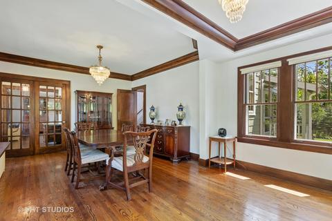 718 E Liberty Dr, Wheaton, IL 60187 photo 9