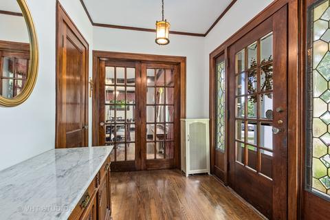 718 E Liberty Dr, Wheaton, IL 60187 photo 5