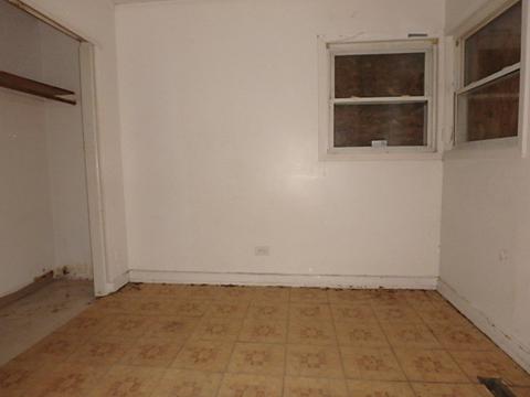 16 Apache St, Park Forest, IL 60466 photo 3