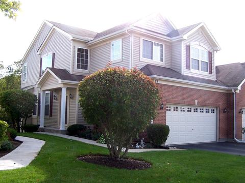 83 Regent Dr, Gilberts, IL 60136 photo 1