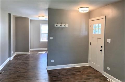 113 N Marion Ave, Bartlett, IL 60103 photo 4