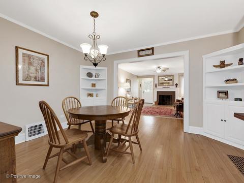 207 S Prospect St, Wheaton, IL 60187 photo 5