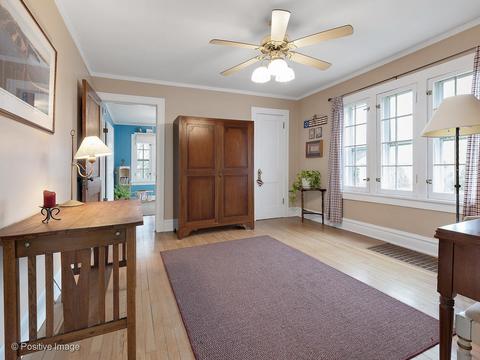 207 S Prospect St, Wheaton, IL 60187 photo 9