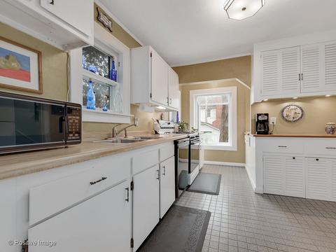 207 S Prospect St, Wheaton, IL 60187 photo 6