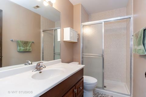 549 Greystone Ln #A2, Wheeling, IL 60090 photo 7
