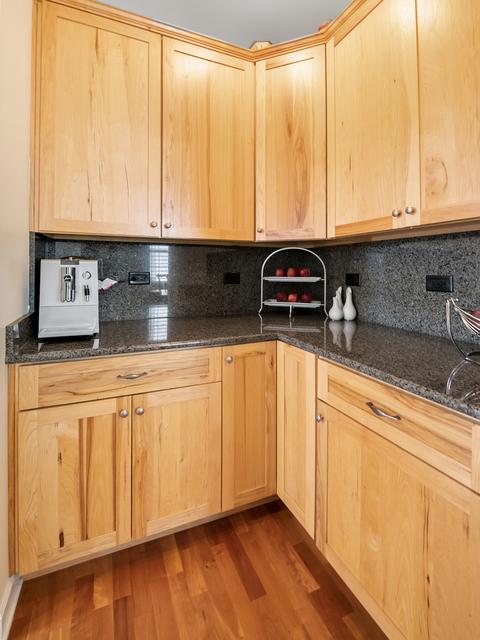 3045 Bridgeham St, Elgin, IL 60124 photo 11