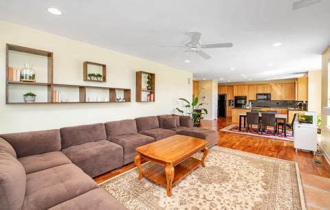 3045 Bridgeham St, Elgin, IL 60124 photo 12