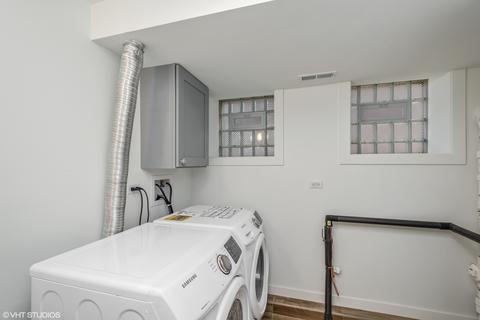 828 E 47th Pl, Chicago, IL 60615 photo 15